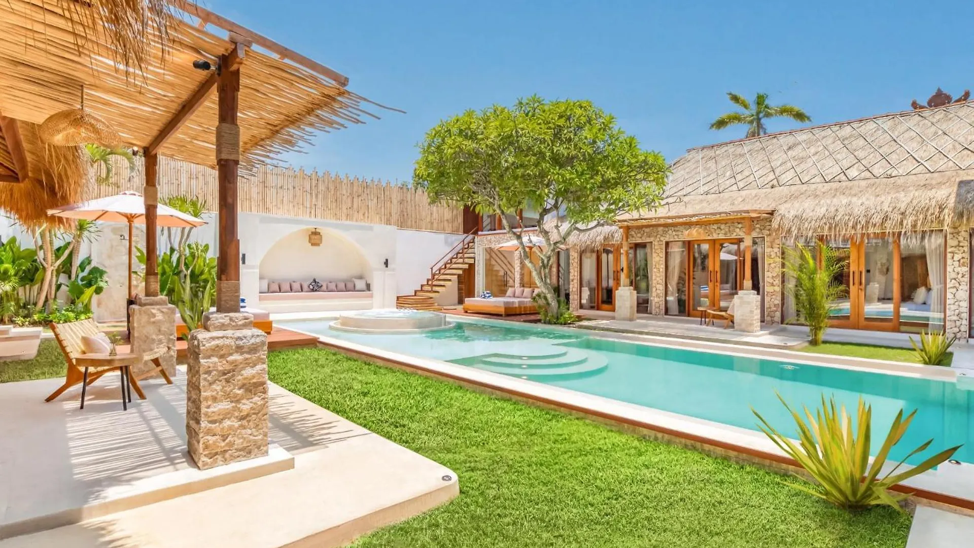 Villa Vienna - New 8Bdr Jacuzzi Sauna And Cinema Seminyak