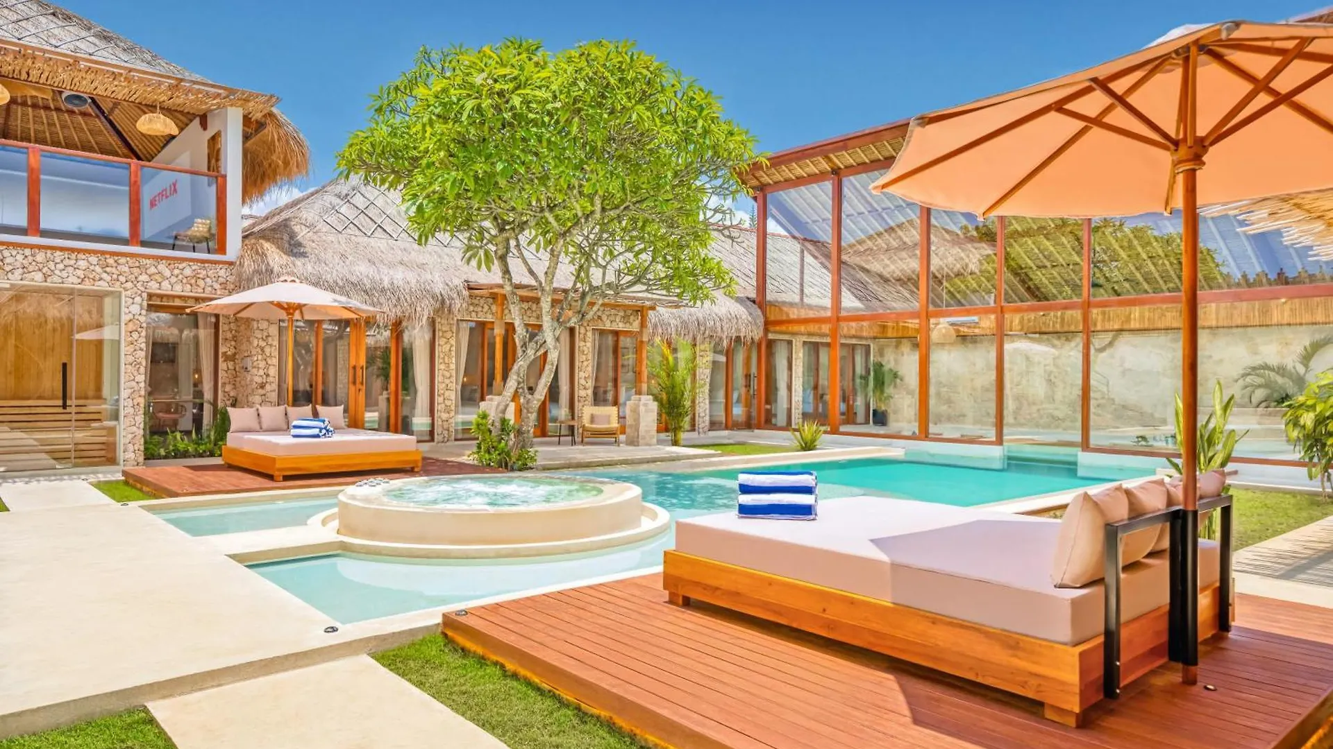 Villa Vienna - New 8Bdr Jacuzzi Sauna And Cinema Seminyak