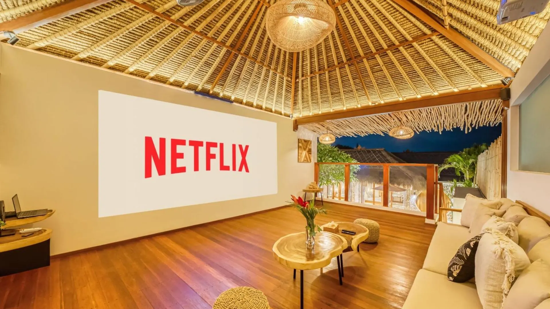 Villa Vienna - New 8Bdr Jacuzzi Sauna And Cinema Seminyak