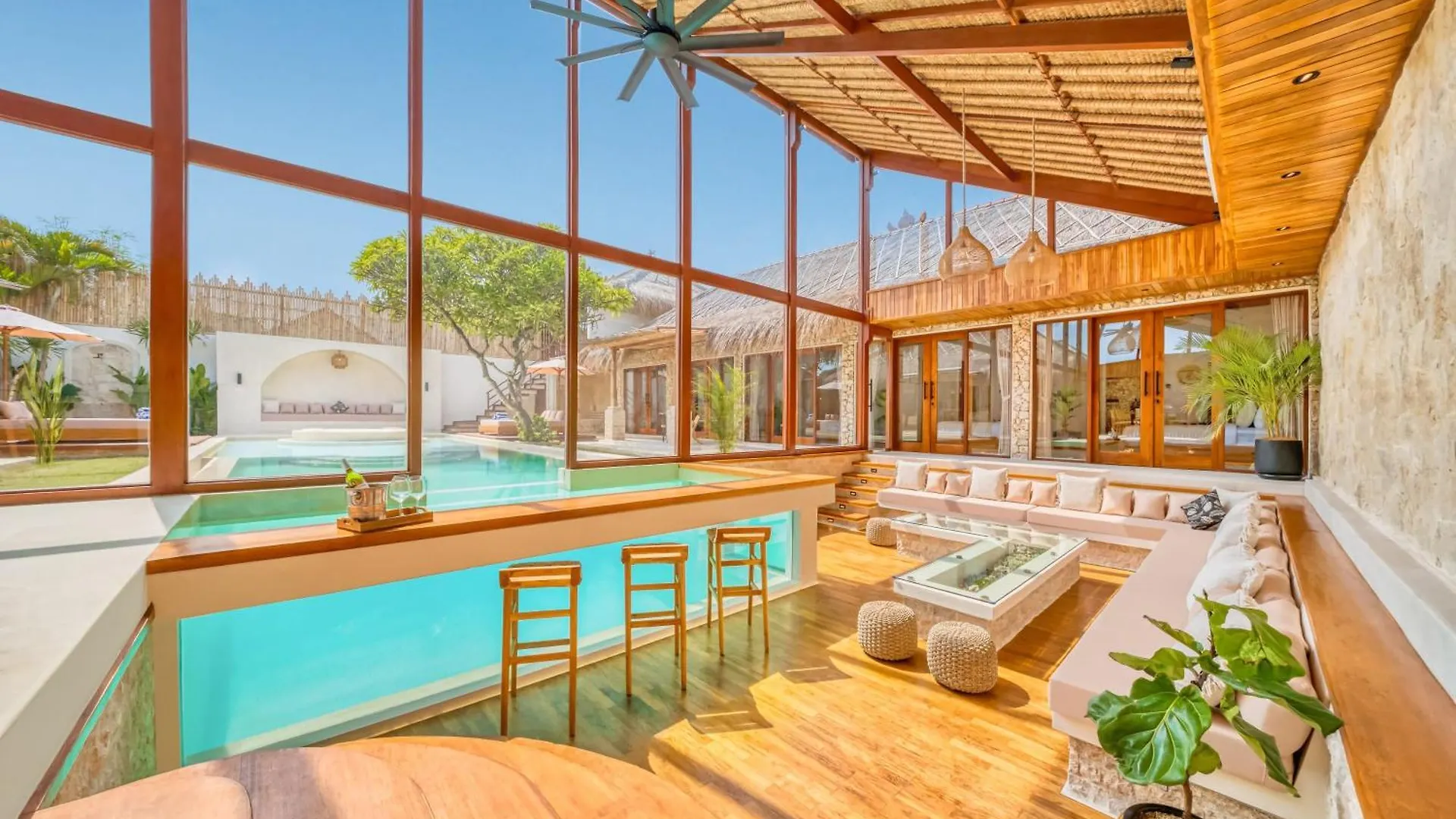 Villa Vienna - New 8Bdr Jacuzzi Sauna And Cinema Seminyak 0*,